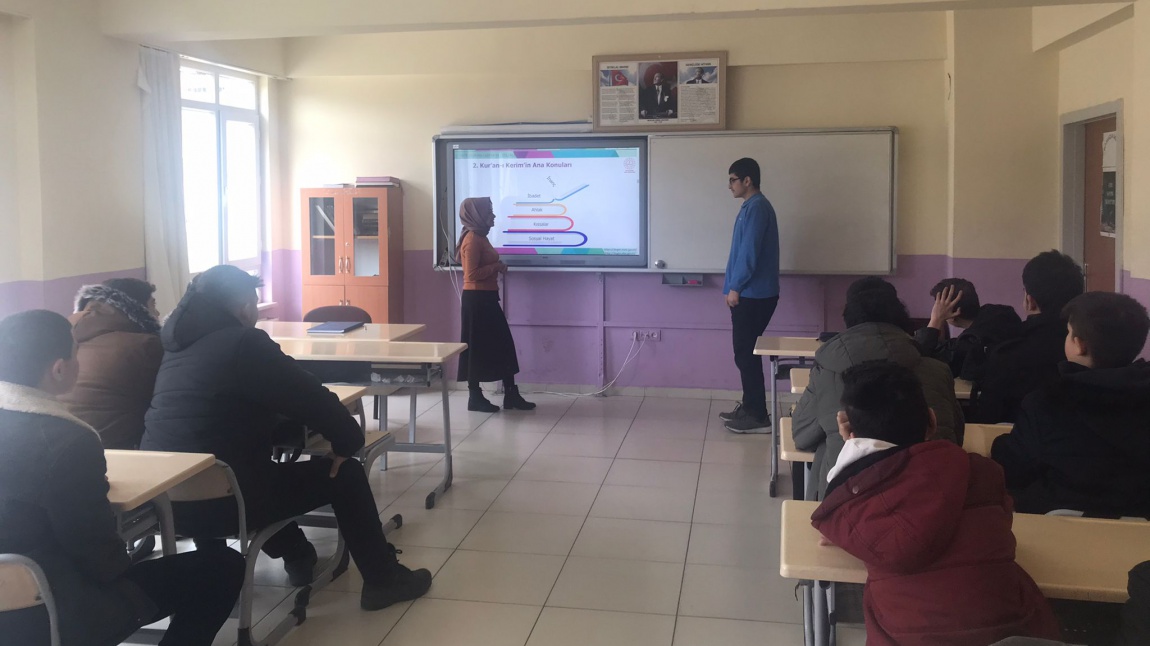 Öğrencilerimize İHL Meslek dersleri öğretmeni Zeynep TAŞTAN  tarafından seminer çalışması düzenlendi.